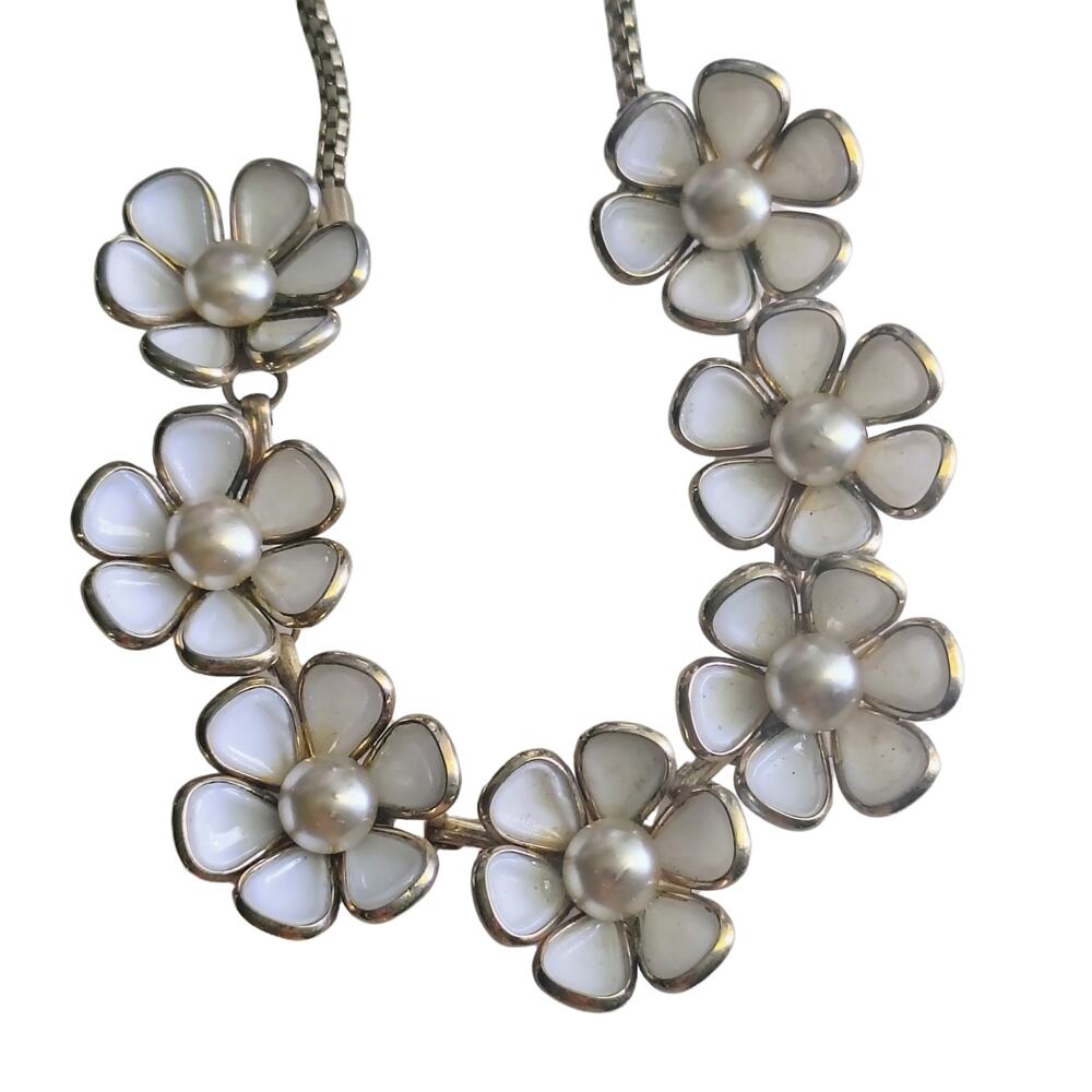 1940s Crown Trifari Blossomtime Milk Glass Pearl Floral Choker Necklace Vintage